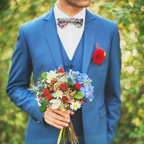 RoyalBlueEvent's tweet photo. Who says our Grooms can't spice up their look #weddingcrete #rethymno #Chania #marrymeincrete #boho #wedding #LBGT #weddingincrete #groom https://t.co/VBOBQEXxw8