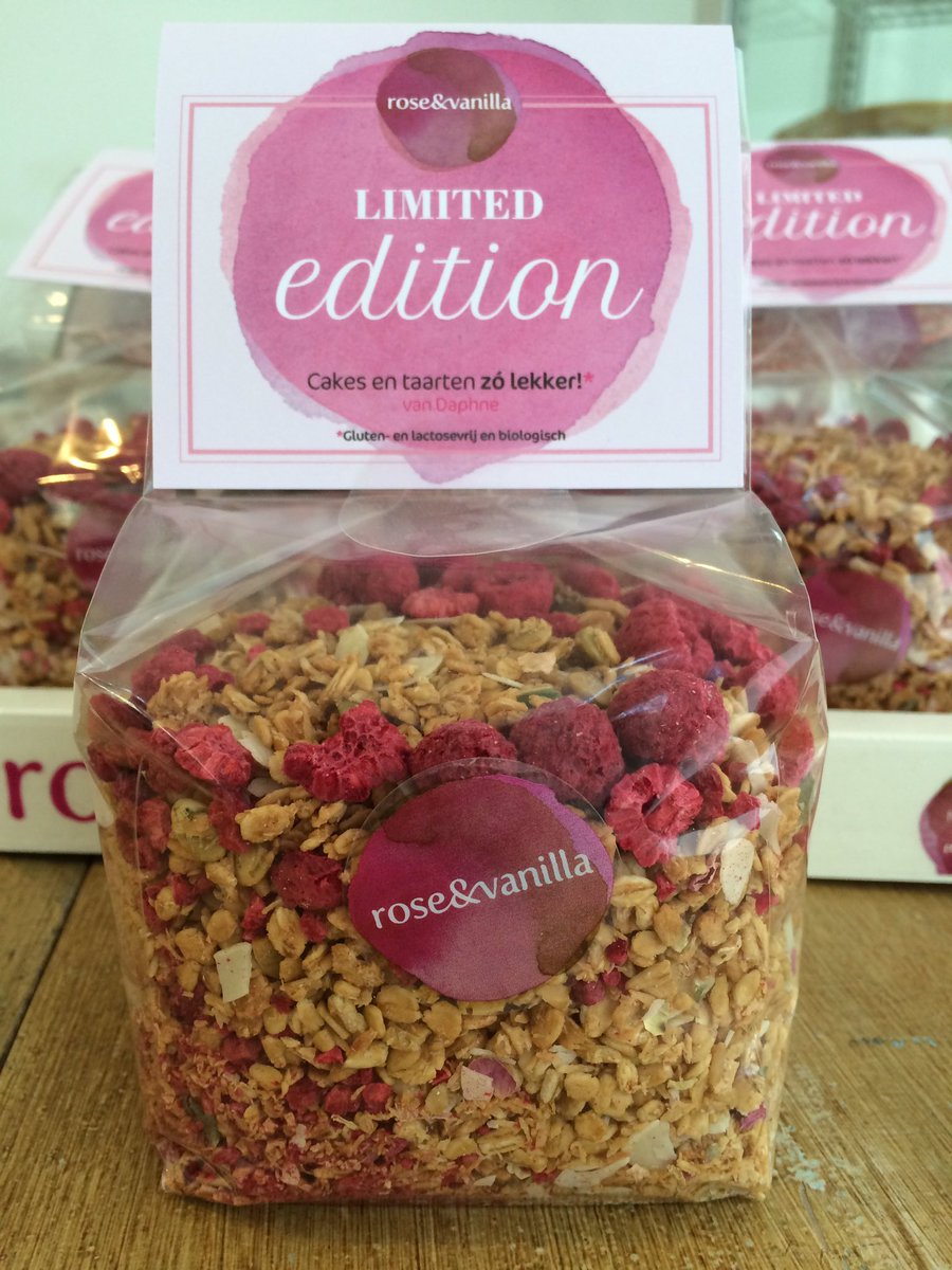 Goedemorgen! We hebben weer granola met agave frambozen rozenblaadjes en zonder gluten natuurlijk #glutenvrij #gv #lactosevrij