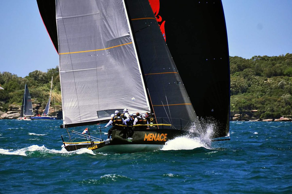 Sweet shot of racing today!