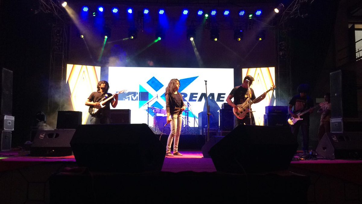 Band no1 at <a href="/meri_tempest/">𝐓𝐄𝐌𝐏𝐄𝐒𝐓 𝟐𝟐</a> is Hitch Hikers for #BattleOfBands.