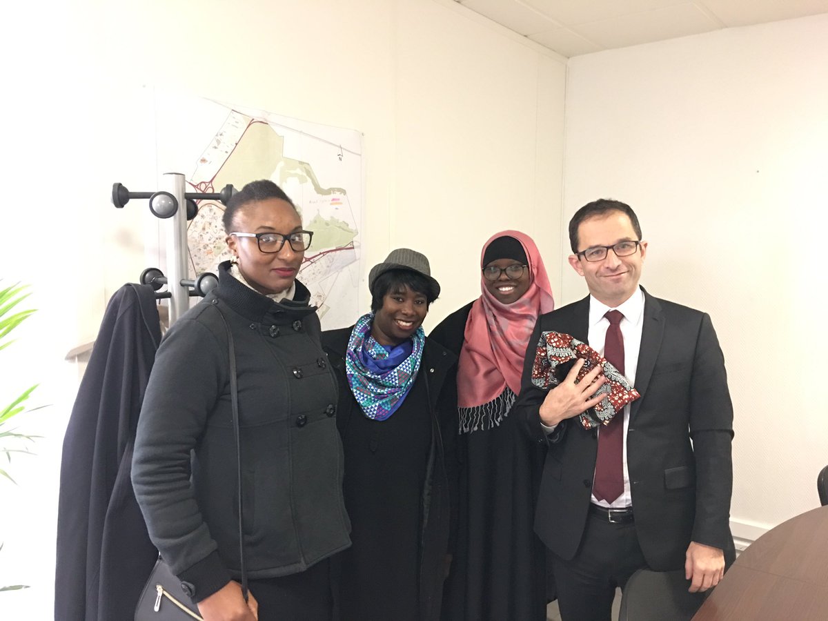 Benoît Hamon tweet media