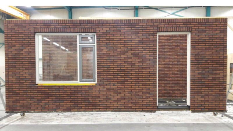 Maandag start renovatie van 4 #nom woningen in Vriezenveen. Prefab gevels uit onze eigen houtindustrie staan klaar! <a href="/Plegt_Vos/">Plegt-Vos</a>