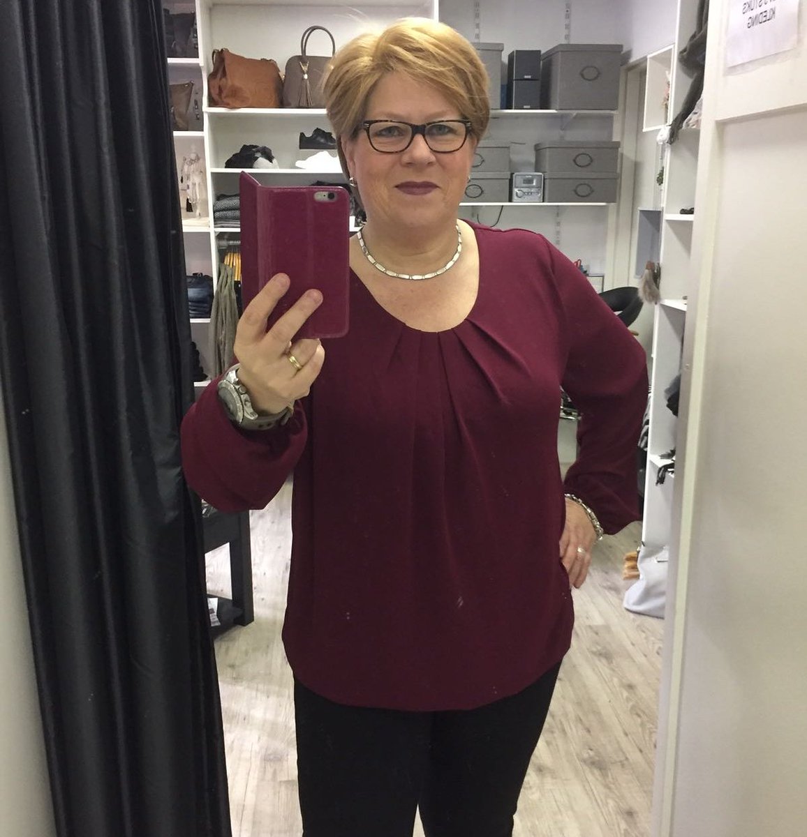 sizablemode's tweet image. Nieuw binnen van #Pinklady . Blouson in bordeaux, zwart en blauw