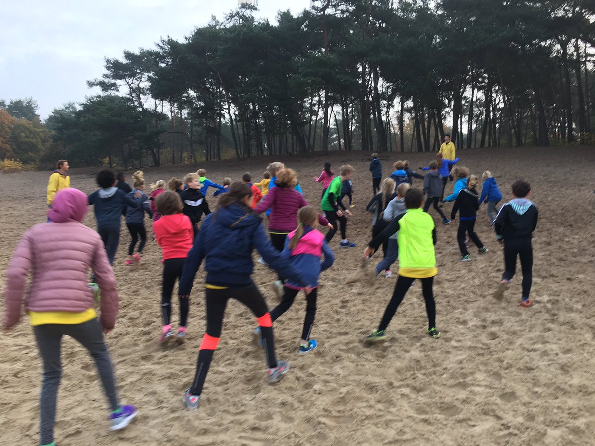 OSS_Volo's tweet photo. Bostrainingen jeugd weer begonnen! https://t.co/bxcuq6johC