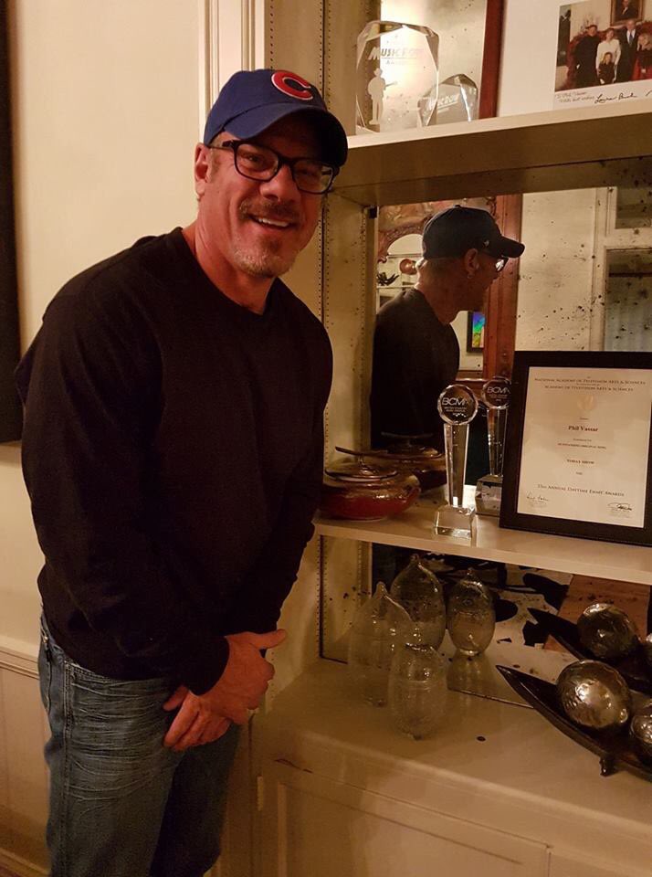 Phil Vasser with his BCMA Award for best international Act.