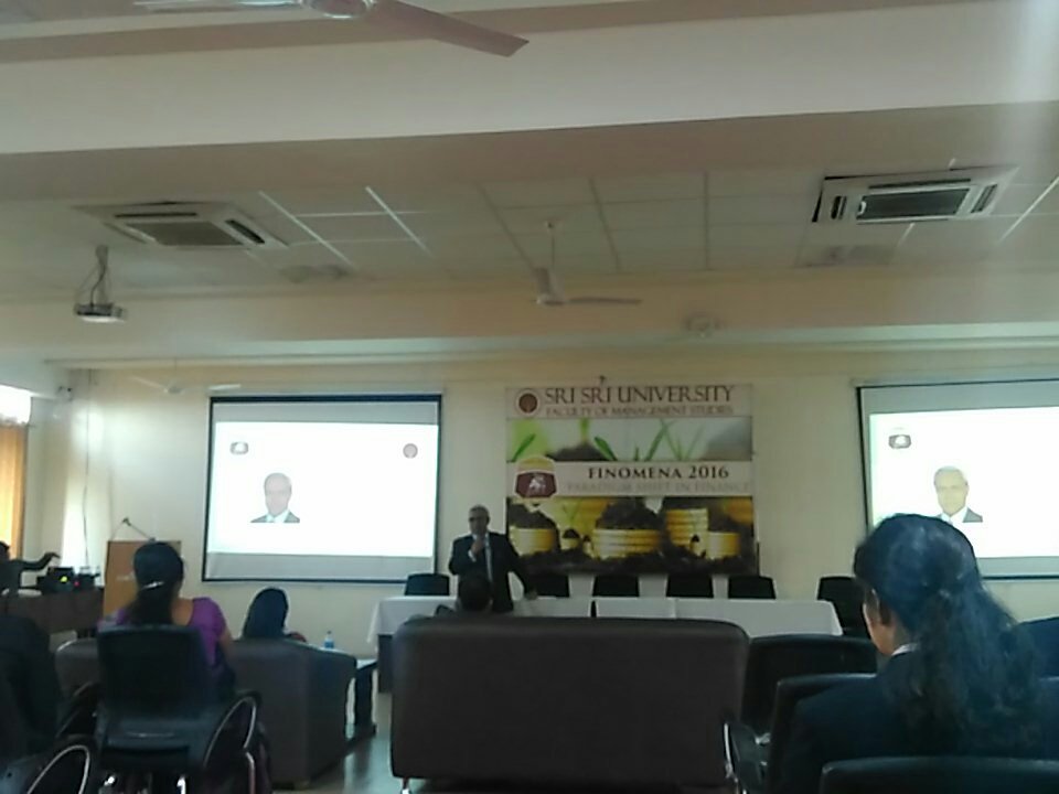 varshinireddy1's tweet photo. Mr. Ajay Rastogi delivering his speech at #Finomena16 https://t.co/p8QUHJ2zQQ