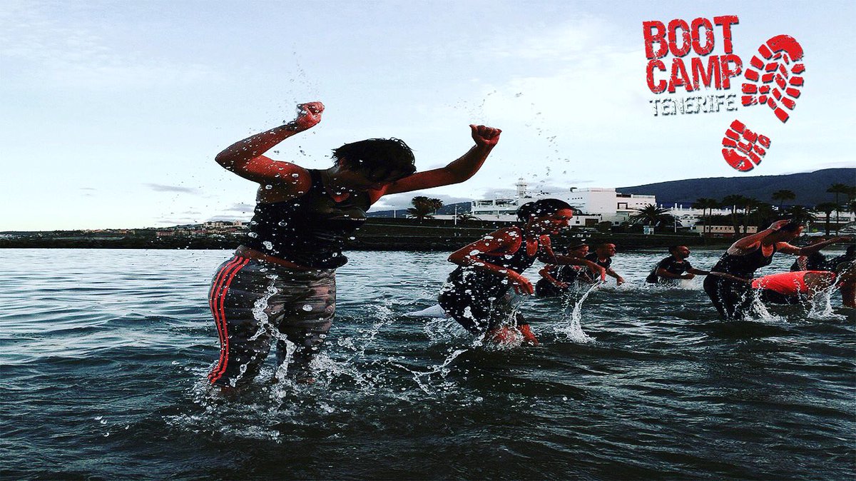 KravInstructor's tweet image. DROP A DRESS SIZE FOR XMAS!!!
There are still a few places left on the next 6 week FITNESS BOOTCAMP COURSE!

#bootcamp #fitness #health