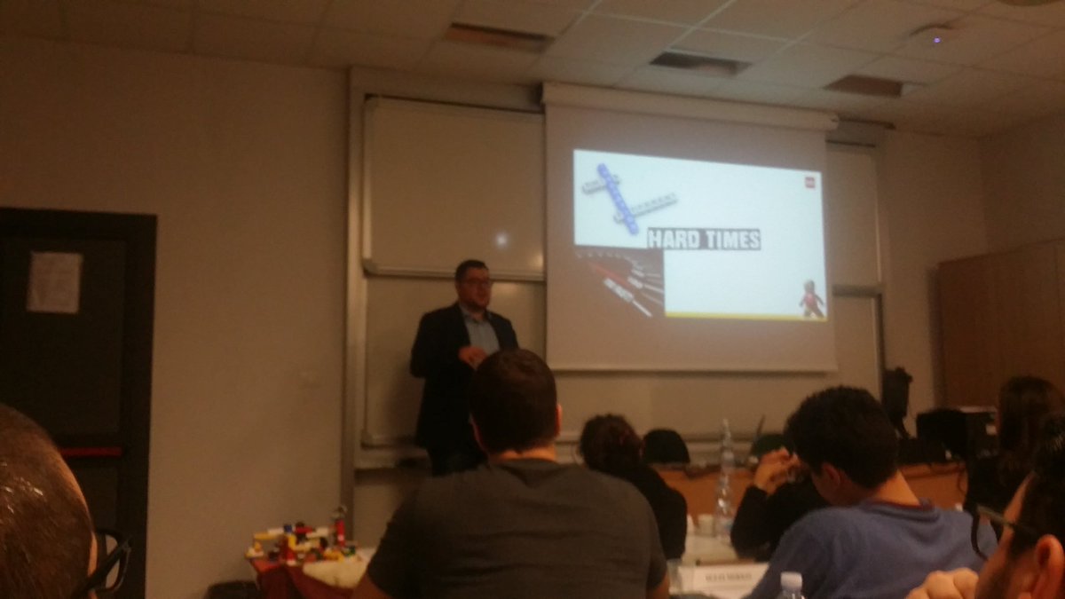 maurofacondo's tweet photo. @gbrugnone: "a volte #innovare vuol dire #rallentare".Testimonianza  #LEGO in #LUISSBSdigital cc @LUISSBusiness https://t.co/2wZ8iws9T6