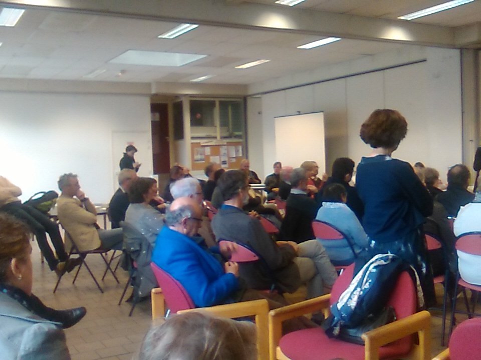 radis_14's tweet photo. #circo3306 ateliers engagés de #marierecalde au Haillan. Réflexions très intéressantes au delà du militantisme. https://t.co/bo2zFzVRPM