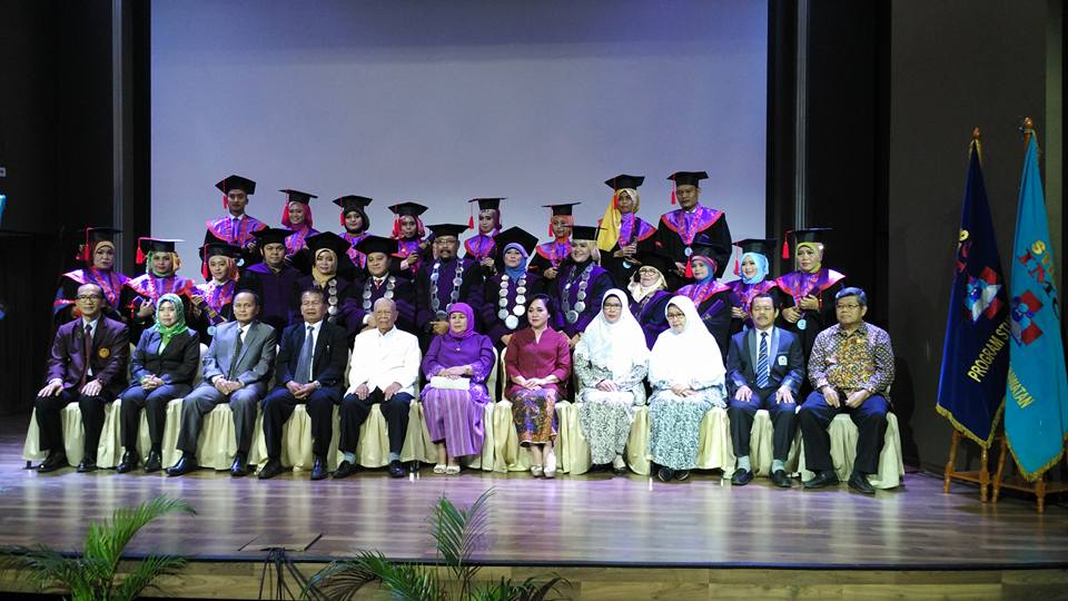 Selamat dan Sukses bagi Wisudawan STIKes IMC Bintaro Prodi S1 Keperawatan, D3 Kebidanan, dan Profesi Ners TA 2015-2016 Sabtu, 5 Nov 2016
