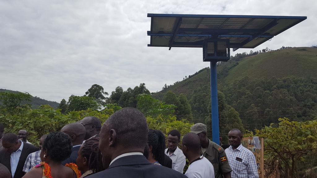 lindahNabusayi's tweet photo. .@KagutaMuseveni now in Rubanda to tour solar powered irrigation project #MitigatingDrought @UgandaMediaCent https://t.co/0wYdh9NoL9