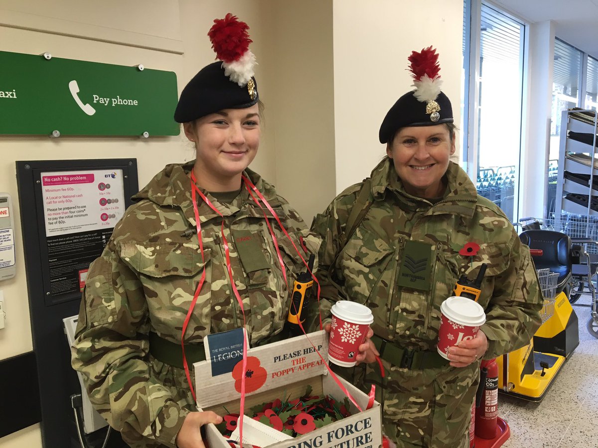 NorthumbriaACF's tweet image. Go Team Alnwick! TY @Morrisons for free coffee! Much appreciated on this cold day! #ACFRemembers #poppython