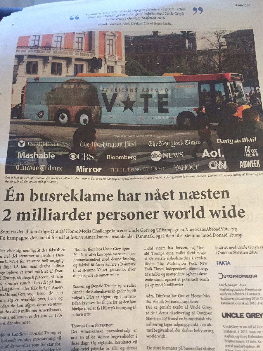 khoenge's tweet photo. Budskabet på SF's anti-Trump bus har nået to milliarder mennesker. Det er da godt nok mange. #dkpol https://t.co/85HRWP5zGp
