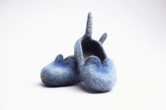 VAslippers's tweet photo. Cute felted slippers for little feet♥
#wool #feltedwool #feltedslippers #veltinis #cute #… https://t.co/b8apbXppfx https://t.co/N1RS89gLP9