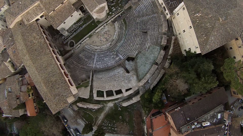 ComunediSpoleto's tweet photo. #domenicalmuseo ingresso gratuito Rocca, Museo del Ducato, Museo archeologico, Casa Romana, Palazzo Collicola -> https://t.co/qtG95UxABk https://t.co/P9IS31Q68k