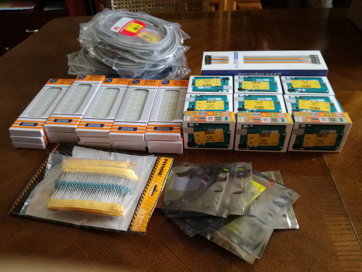 ProjectF_A_B's tweet photo. Just collected some of the equipment for our after school coding club, starting tomorrow @LarbertHigh @LHSPhys https://t.co/AoUkaPRi5r