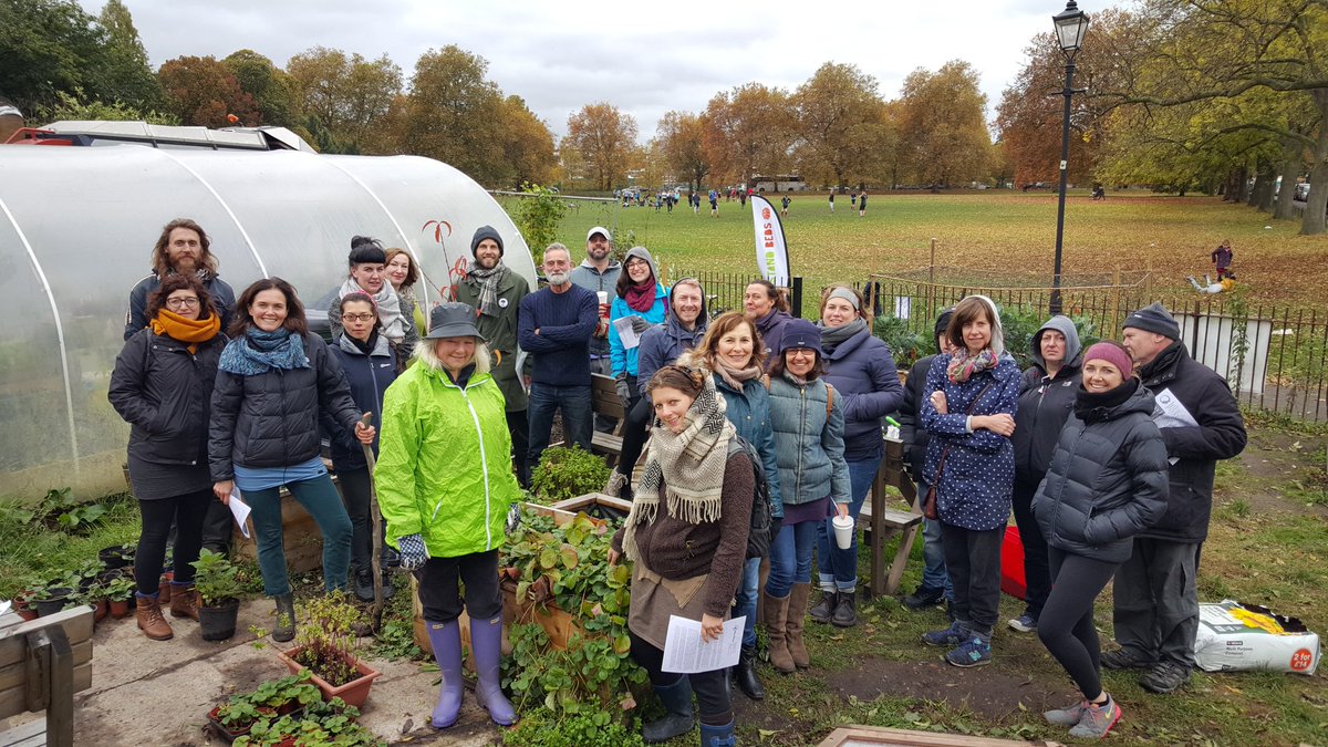 BandstandBeds's tweet photo. Brilliant day with @sociallands, see you in few weeks time on our next workshop about composting https://t.co/gNcrDCPKBL