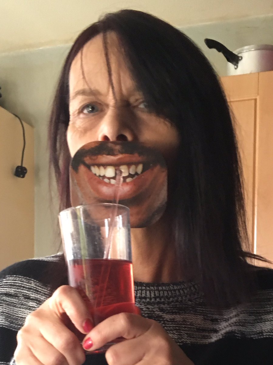 spills961's tweet photo. Happy birthday to me, new props !!! #facemat #facestraws #imsofit #thisiswhyimsingle π #scorpioseason https://t.co/nFdJhN269C