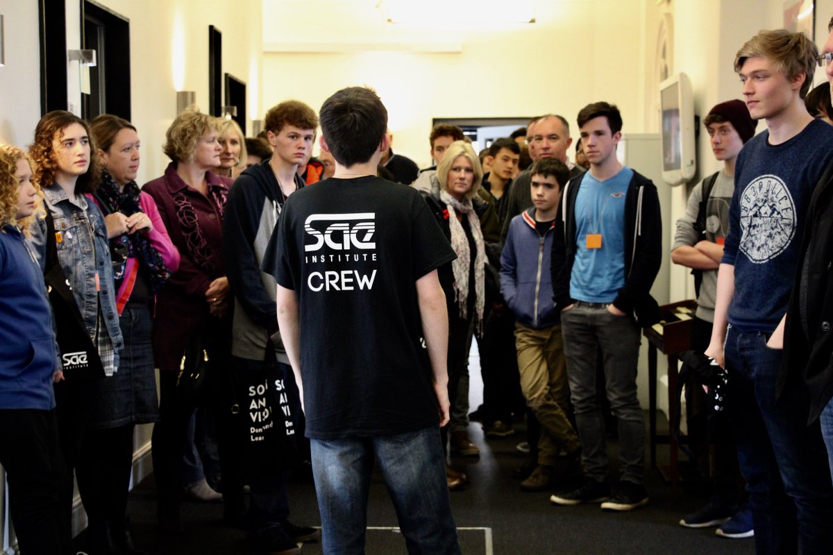 SAEinstituteUK's tweet photo. Great day at the SAE Oxford Open Day today #Oxford #openday #study #creativemedia https://t.co/dOki7g6SFK
