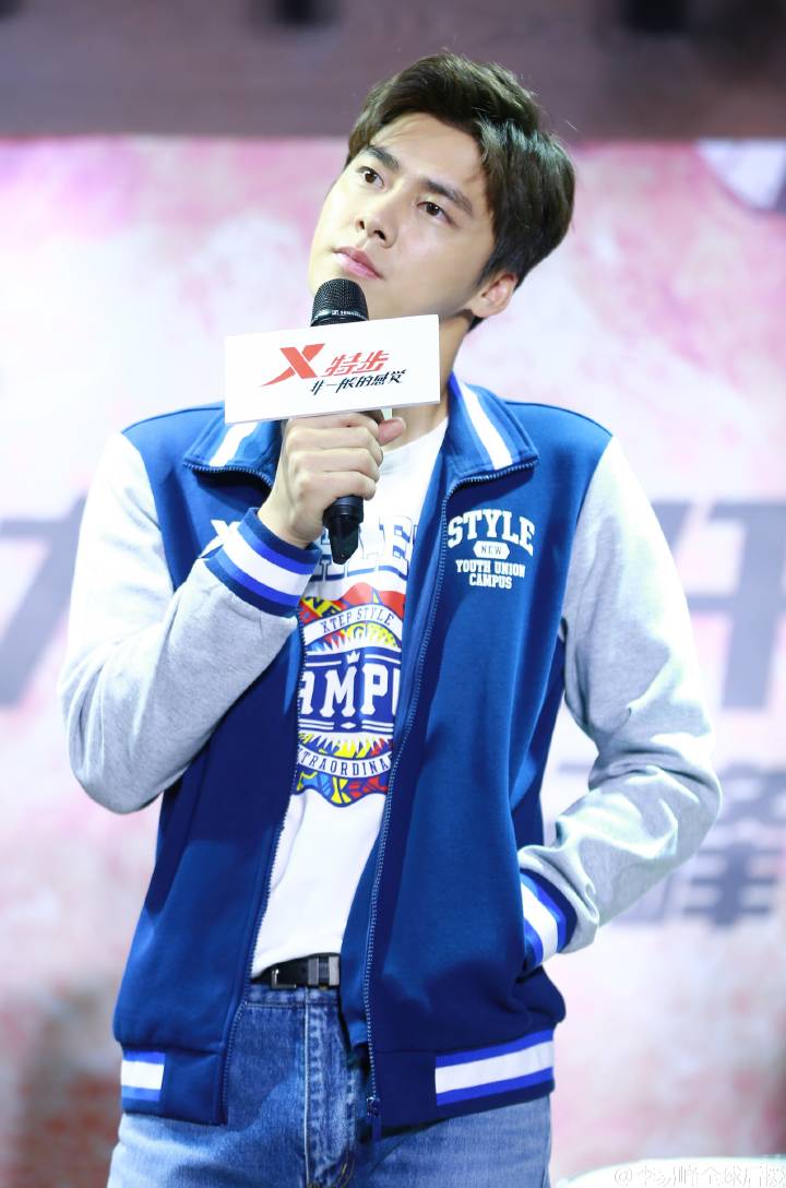 Nuchy_1923's tweet photo. 20161105 #หลี่อี้เฟิง https://t.co/p3UBctuwLG