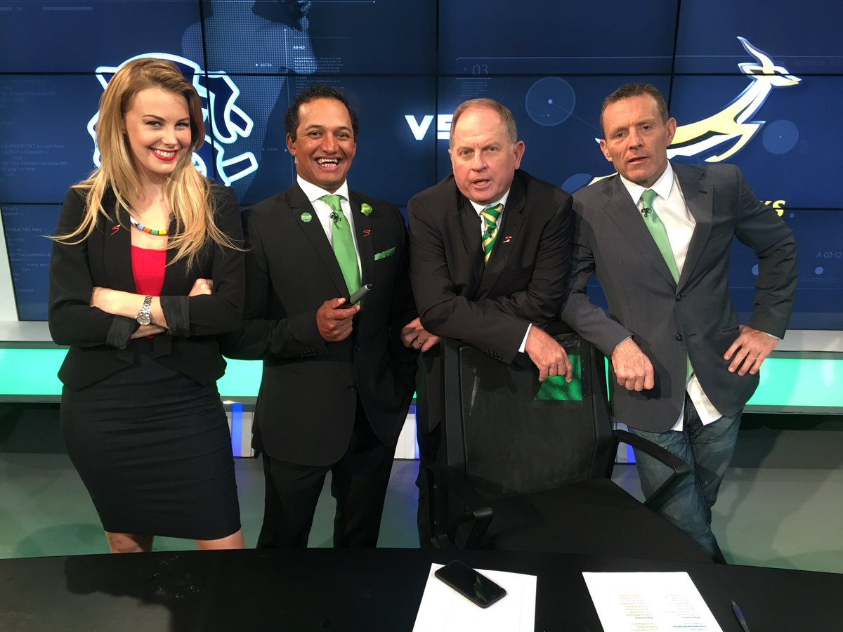BreytonPaulse's tweet photo. Well your about to be entertained,Team getting ready for Baabaas vs @Springboks @Elmakapelma @stranners #Naas @SuperSportTV ๐ฟ๐ฆ๐ฟ๐ฆ๐ฟ๐ฆ#Bokmagic https://t.co/g857245Js1