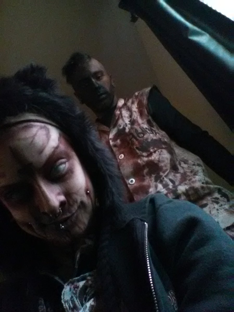 vongorehouse's tweet photo. From the other day..Ready to make people pee lol #haunters #hotelofhorror #Arazebeth #kagetheaddictedpurifire https://t.co/nTMgjGnqxR