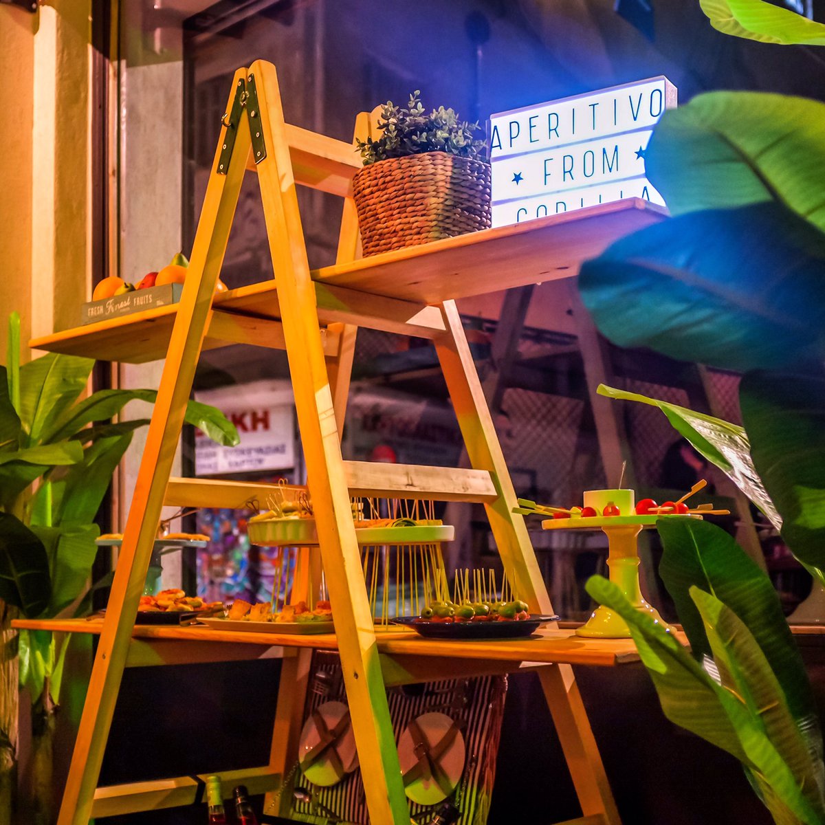 gorillabarskg's tweet photo. ✨Sunday Funday✨
6pm-9pm Free Aperitivo Buffet🍕🌯🍣
9pm Live Music🎤 Toot Sweet
Sunday is the new Saturday!

#γορίλας #gorillabarskg https://t.co/AGxTT9PAmX