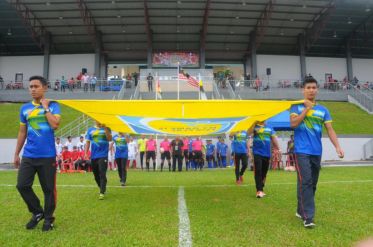 penjaramalaysia's tweet photo. Kejohanan Piala Emas Raja-Raja 2016. Penjara FC menang lagi utk plawanan kedua mbenam PBM Perak 2-0 @KPPenjara @Zahid_Hamidi @alnassif https://t.co/PNxIQ0lLQQ