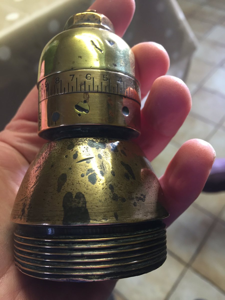 dianebowen13's tweet image. Anyone know what this is? #oddobjects