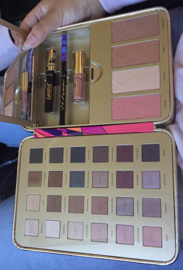 vanessaawong's tweet photo. Well, I'm set for life❤️ (Thanks momma bear!) @tartecosmetics #tartecosmetics #prettypaintbox https://t.co/6sHwkneB08