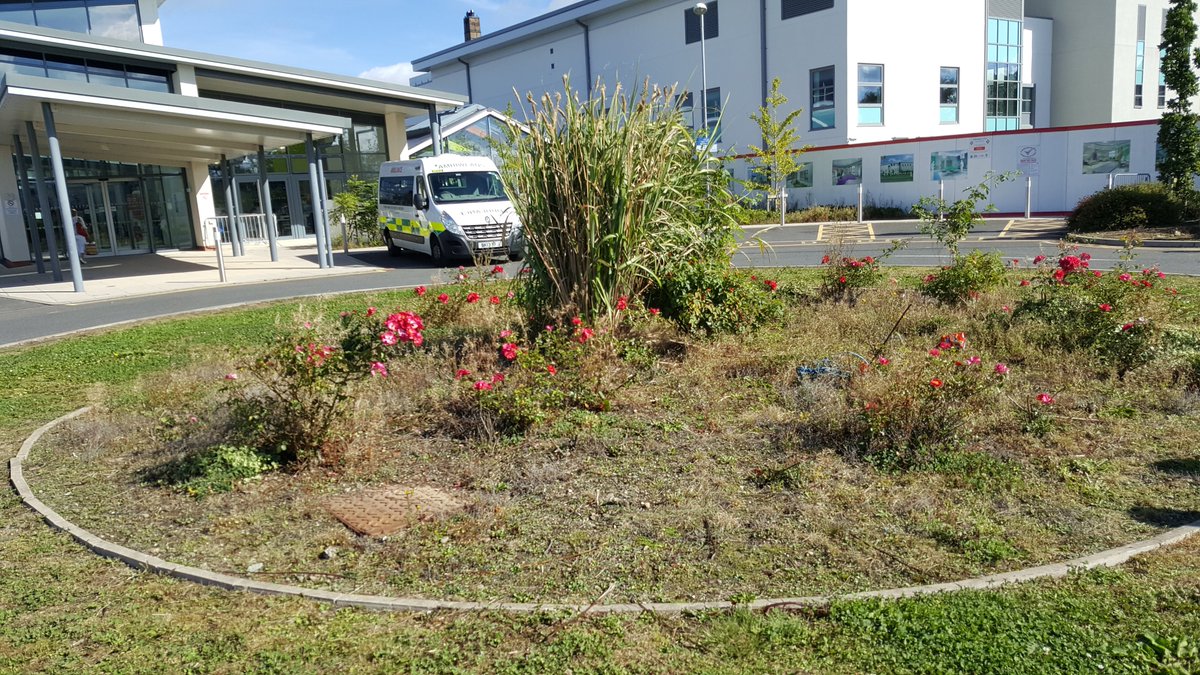OswestryCambrianRC (@oswestrycambria) on Twitter photo This was the unloved and unkept roundabout outside the <a href="/RJAH_NHS/">RJAH Orthopaedic Hospital</a> before being adopted by Cambrian Rotary This was the unloved and unkept roundabout outside the <a href="/RJAH_NHS/">RJAH Orthopaedic Hospital</a> before being adopted by Cambrian Rotary