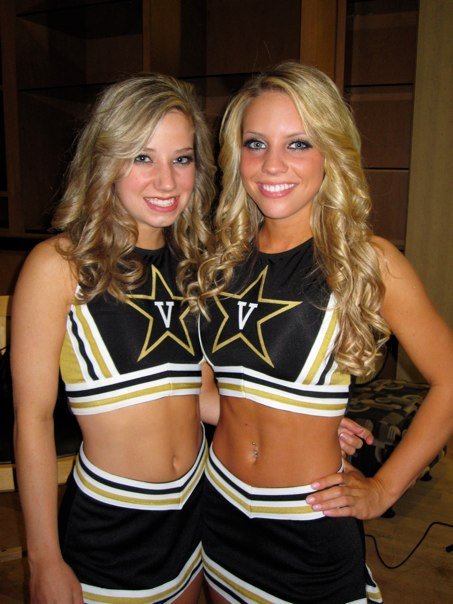 Phil_YBOnIT's tweet image. youbetonit.eu College Football
Vanderbilt +25½-105
Auburn -25½-105
#youbetonit, #CollegeFootball, #sportsbook, #gambling