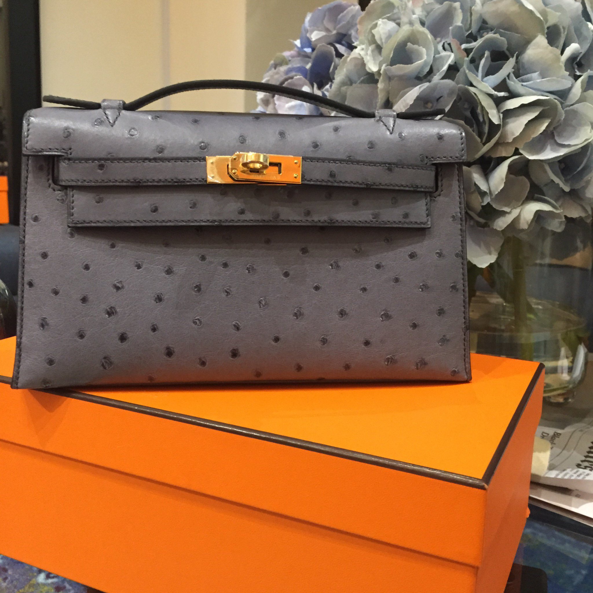 hermes kelly pochette ostrich