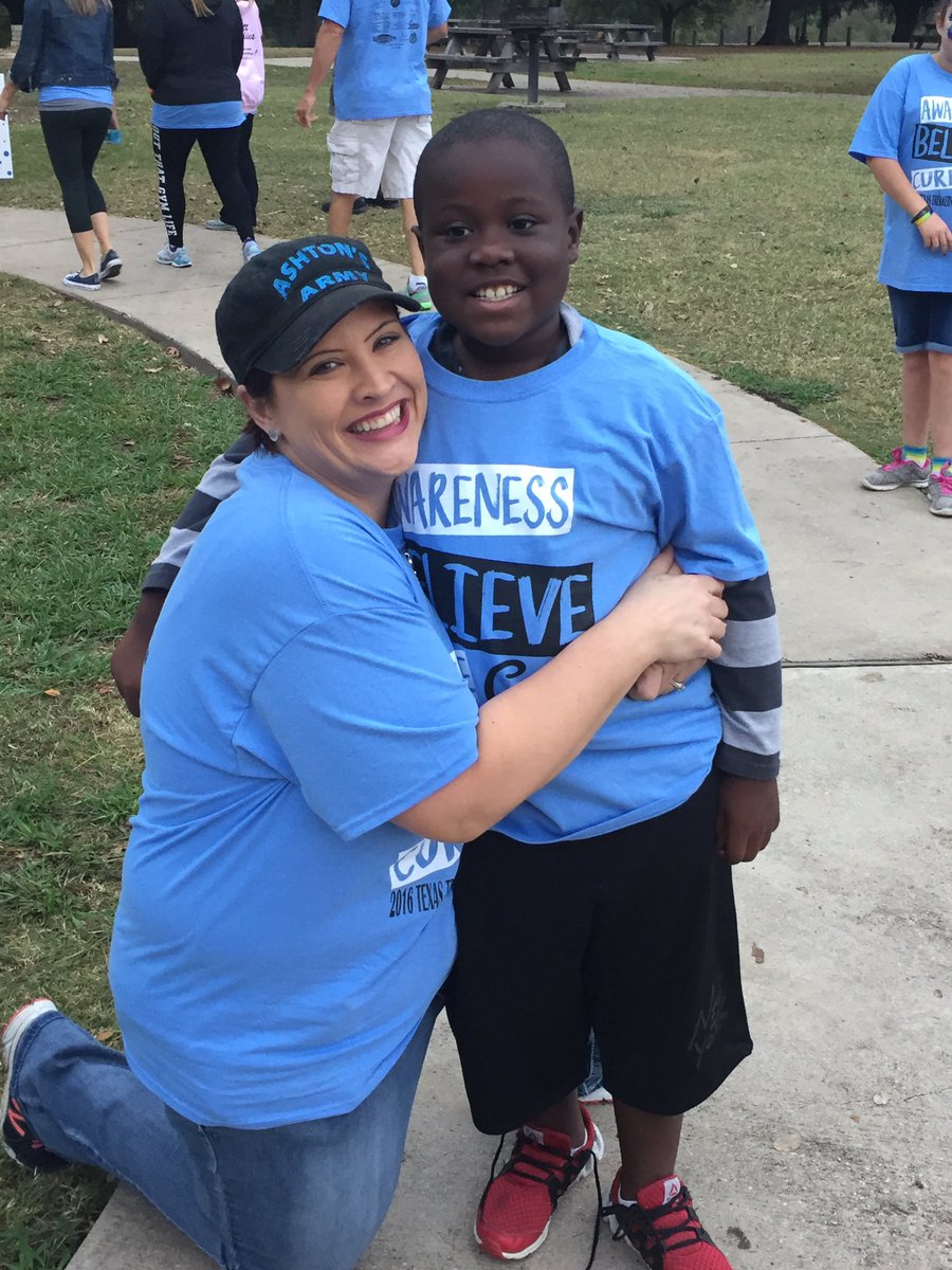 DallasJLM's tweet photo. Pitt Hopkins Research Foundation at their 3rd Annual Texas Trekkers Walk at White Rock Lake. @FreeJobFair @CommProsecutor @southdallascp https://t.co/kMvxOMmCin