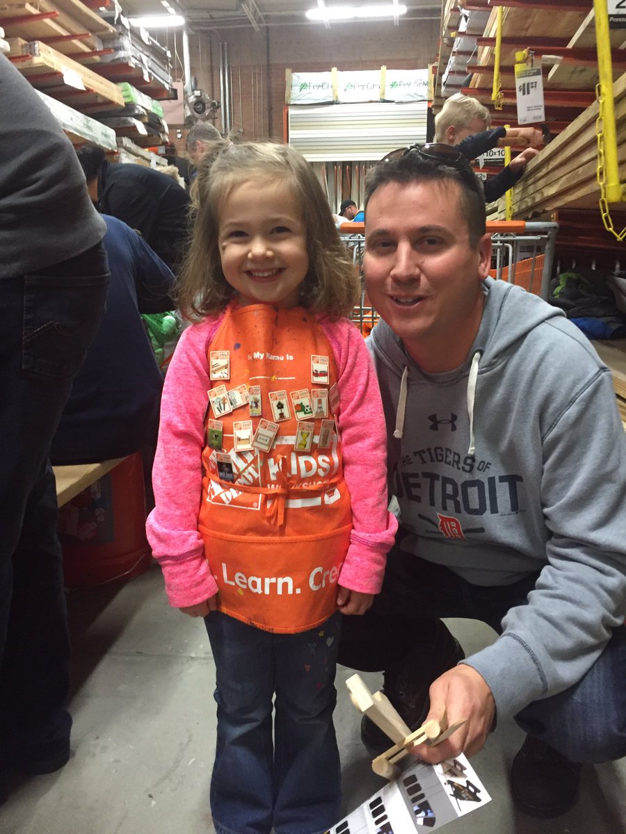 JuanitaQ1's tweet photo. Awesome turnout of future builders @2727.  Thank you Shannon and Dominique for doing such a fantastic job @XKerrigan @kelly_mayhall @SWHR33 https://t.co/jeDhwwgufe
