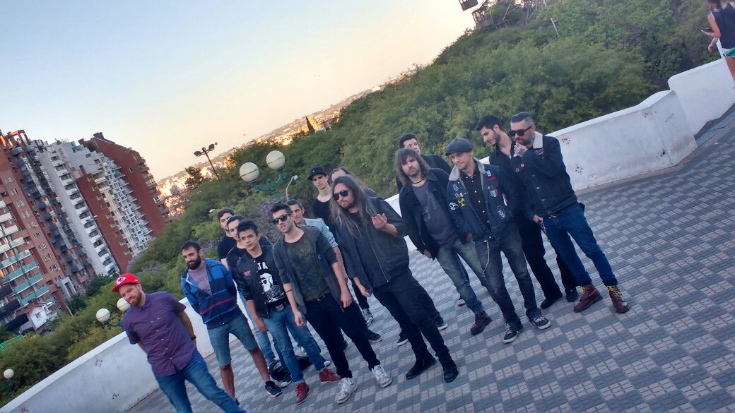 🔥 Estarán en los escenarios del #TeatroGriego : 

👊 <a href="/Cith_Oficial/">CITH</a>
👊 <a href="/qbqtq/">QUEBIENQUETEQUEDA</a> 
👊 <a href="/Surocultoo/">SUR OCULTO</a> 
👊 <a href="/BandaPesame/">PÉSAME BANDA</a> 
👊 <a href="/suenadelarivera/">De la Rivera</a> 

#GriegoRock