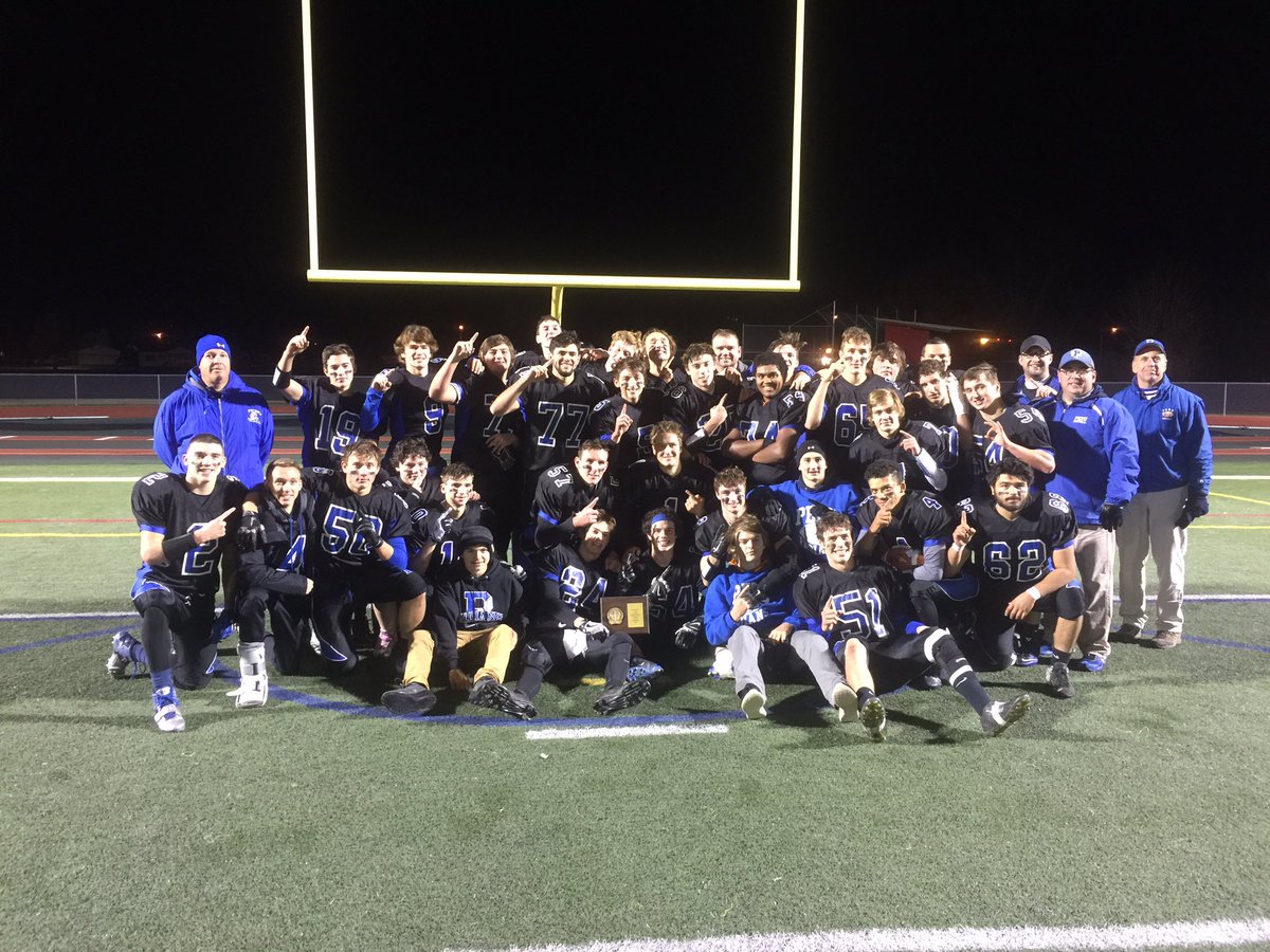 JoeyLaFranca's tweet photo. Peru overcomes early struggles, tops Potsdam 38-12. https://t.co/XkaVDtUdS6 https://t.co/N1DCIUtCc2
