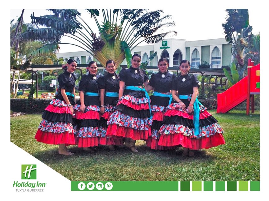 #Bienvenidas #Escaramuzas #CongresoCharro2016 #Charrería 
#FelizSábado #Buenosdías