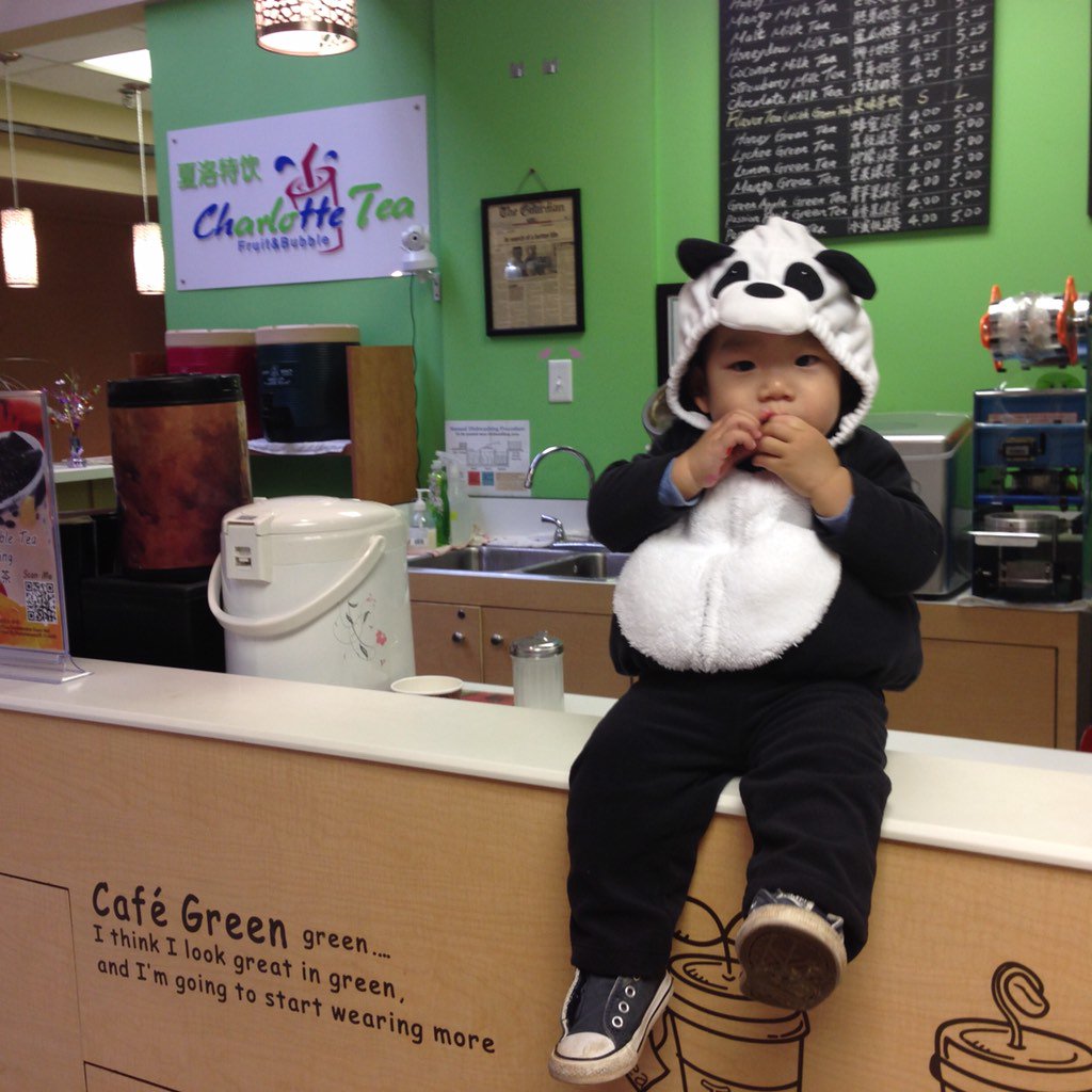 CharlottesTea's tweet image. It's Weekend!Go get our star products! Bubble tea, ice crush, sorbet, fresh fruit juice &amp;amp;smoothie &amp;amp; Special Snack!