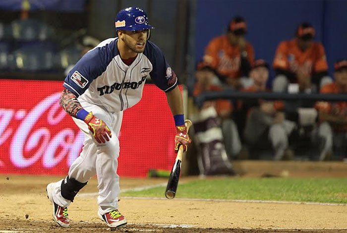 Él es Reegie, un pelotero venezolano a quien la adversidad no logró detener. bit.ly/2foP66R #VAMOS