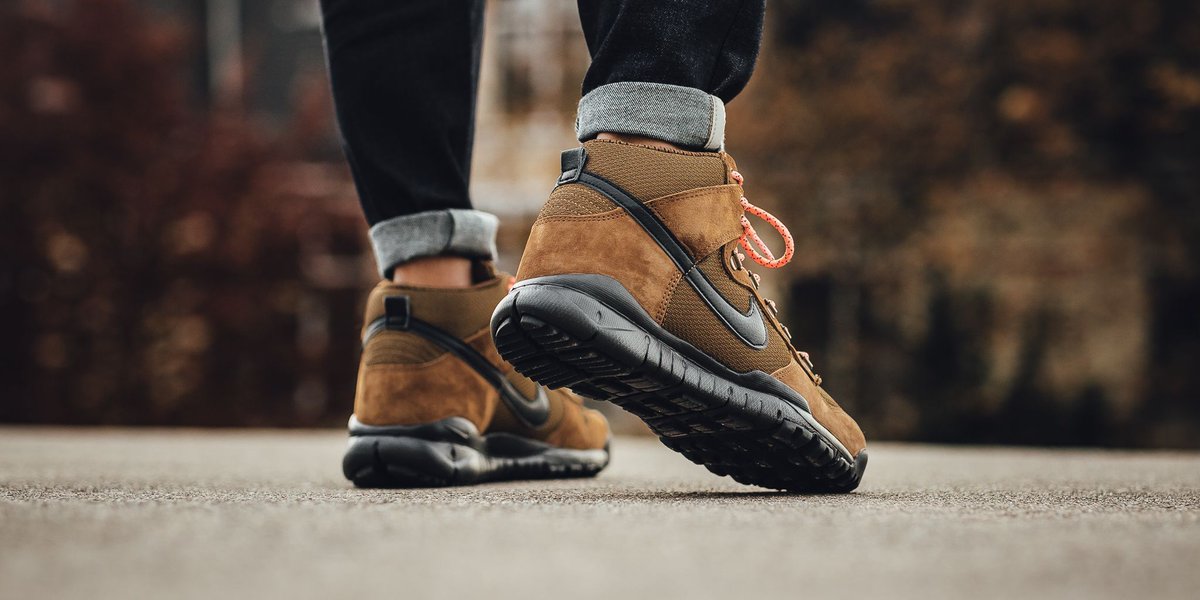 nike sb boots brown