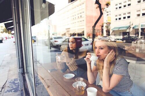 lifechooses's tweet photo. ✧choose one✧ https://t.co/aA6WWKxCL6