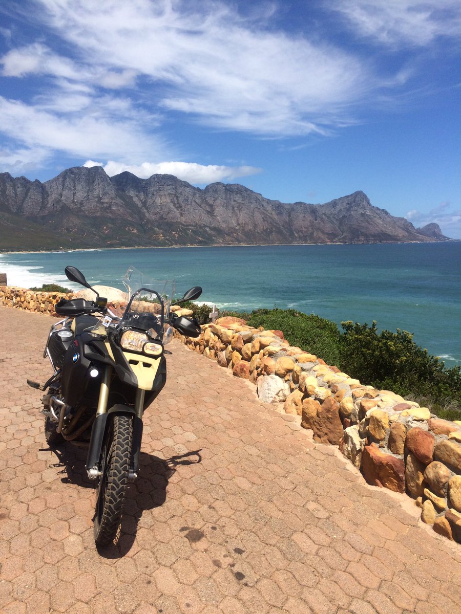 Tjoppie25's tweet photo. #clarencedrive 21kms of absolute joy #shesallthat #Warrior #tjoppie #makelifearide #gs800adventure @ZambesiMotorrad @Bikeroutescoza https://t.co/qIEIL6FHHQ