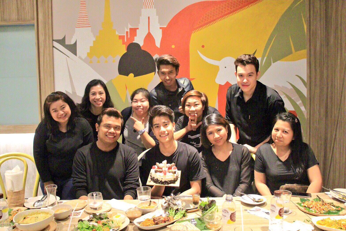 ขอบคุณที่อยู่เคียงข้างกันเสมอนะครับ รัก❤️