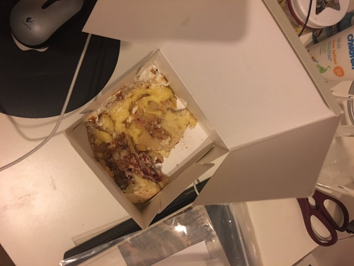 epicdigitalUK's tweet photo. @PeytonandByrne Bought two cakes found out when we got home they were in same bag! This was next days result! V bad https://t.co/FV5q6bkgnu