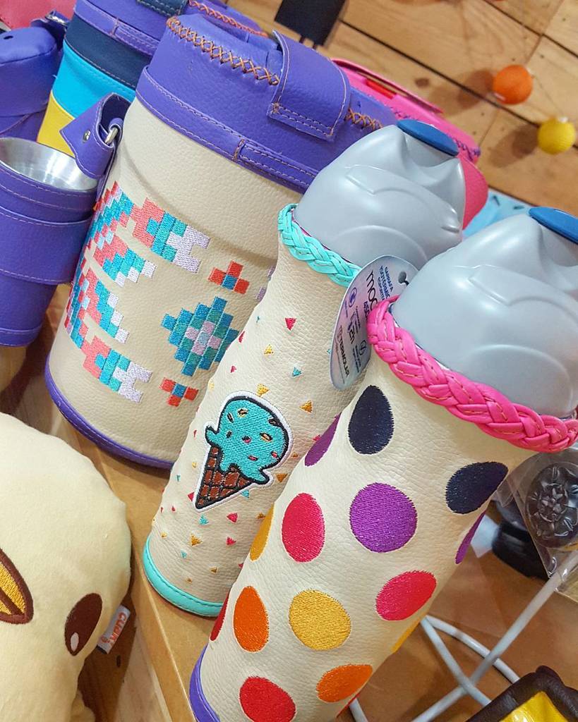 cuakdepatito's tweet photo. Calor! 🔥🌞🌡 No te tenemos miedo! 💙💧🌊con nuestros #Tererecuak y #hoppys 😎👌 https://t.co/cYfl2vtebE https://t.co/ipc7vqVOMX