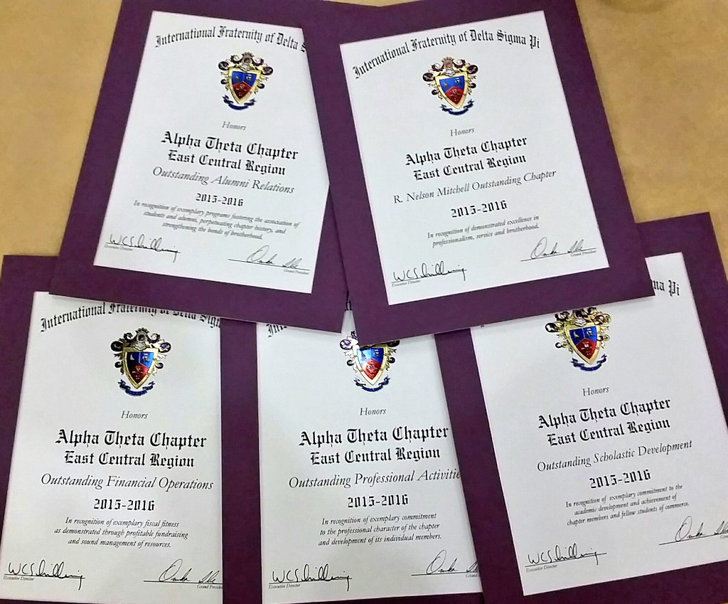 DSP_AlphaTheta's tweet image. Live from LEAD, Alpha Theta won best chapter in the region for past school yr (&amp;amp; best finances, scholarship, prof events &amp;amp; alumni relations)