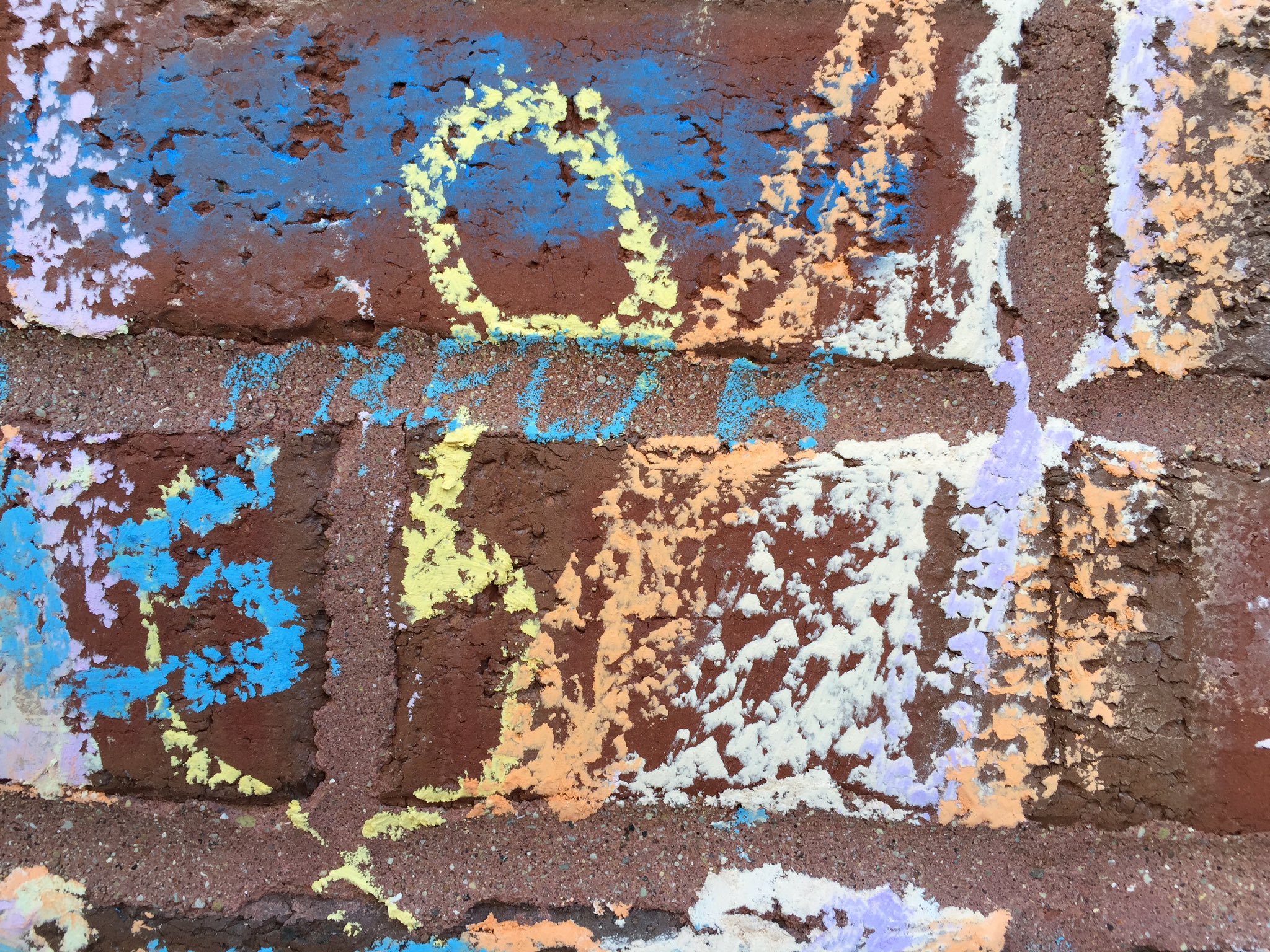 CwhILdbW8AIKeE-.jpg:large