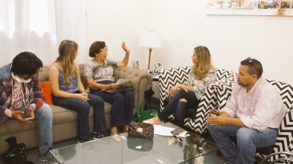 MFlorenciaBazan's tweet photo. Sábado de grabación con @cotimoreno  #DeFormosaAlMundo #LasLomitas #Formosa  #BuenaCompañía 😜😗 https://t.co/RMv1xGPxVP
