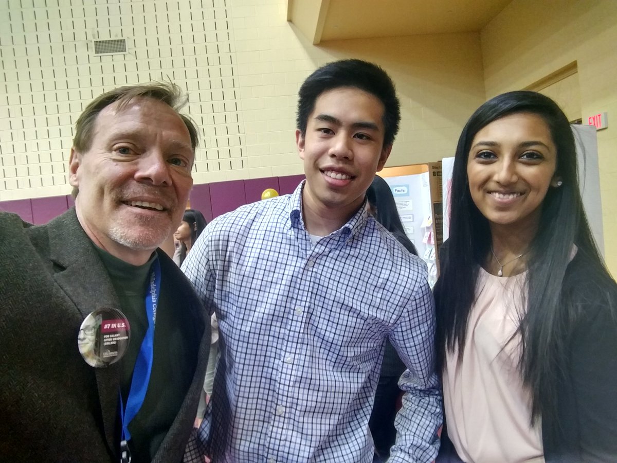 rx_prof's tweet photo. At the PBL booth at Fall Fest @USciences with Hirvi and Allen #proveneverywhere https://t.co/tvp2aGiz3h
